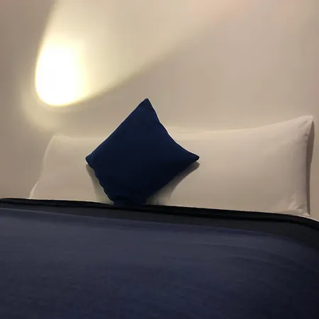 Smln & Bed & Breakfast 2*