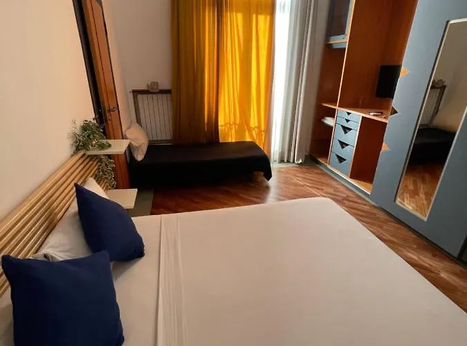 Smln & 2* נאפולי